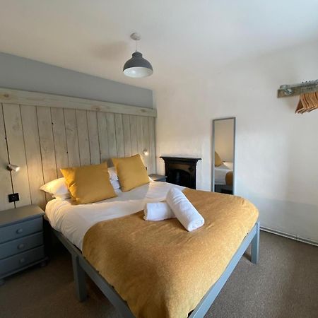 Farmhouse & Cottage At Geufron Farm - Dog Friendly Bryn-crug 外观 照片