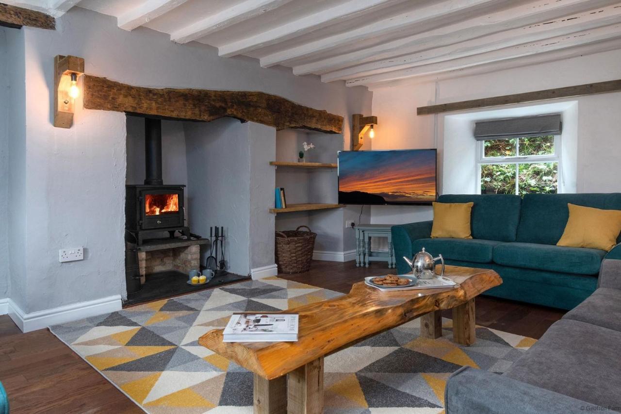 Farmhouse & Cottage At Geufron Farm - Dog Friendly Bryn-crug 外观 照片