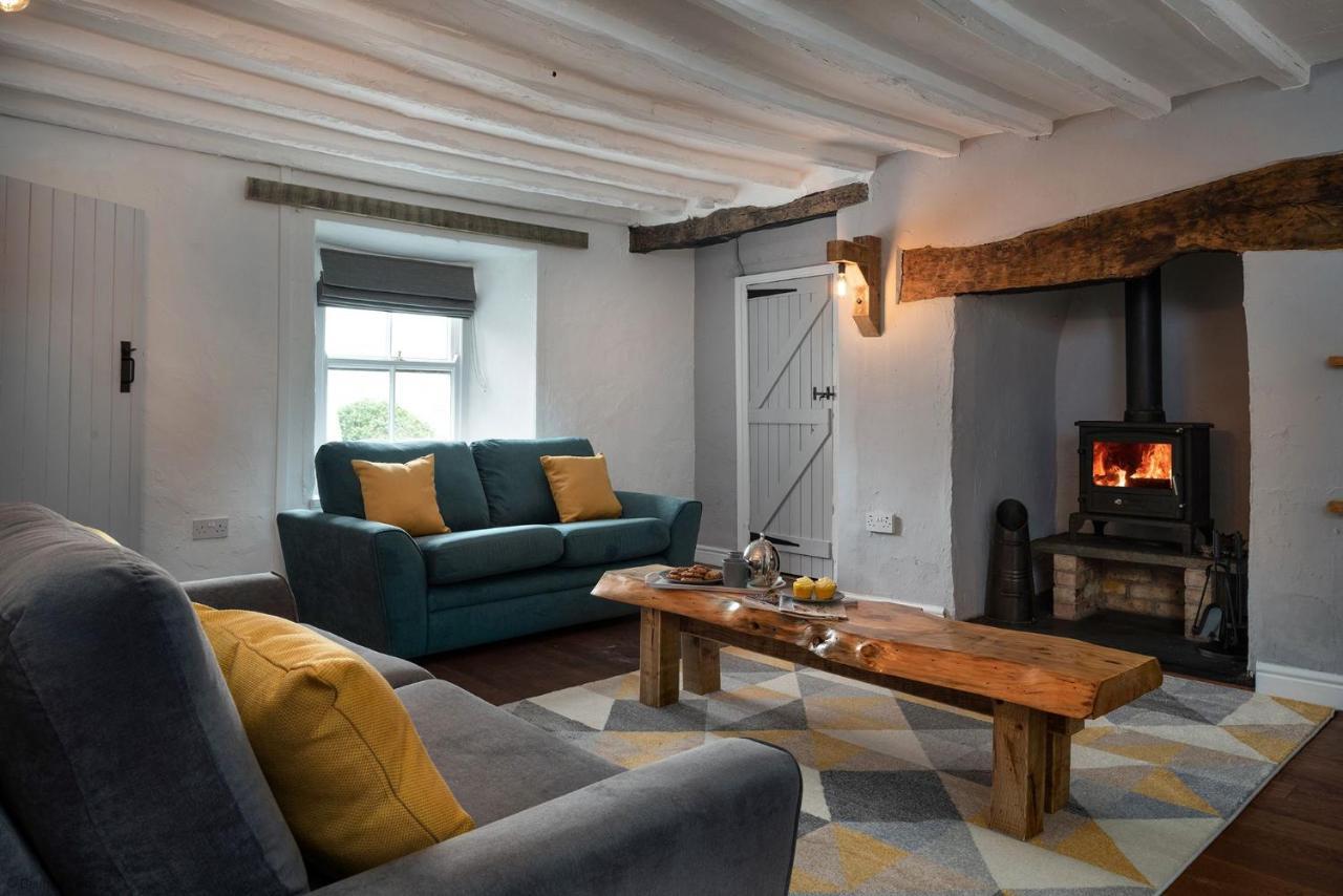 Farmhouse & Cottage At Geufron Farm - Dog Friendly Bryn-crug 外观 照片