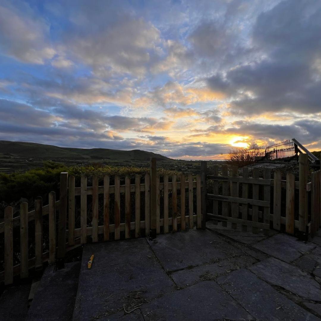 Farmhouse & Cottage At Geufron Farm - Dog Friendly Bryn-crug 外观 照片